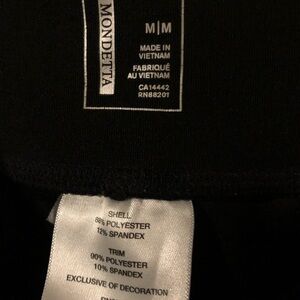 Mondetta Classic Black Apparel